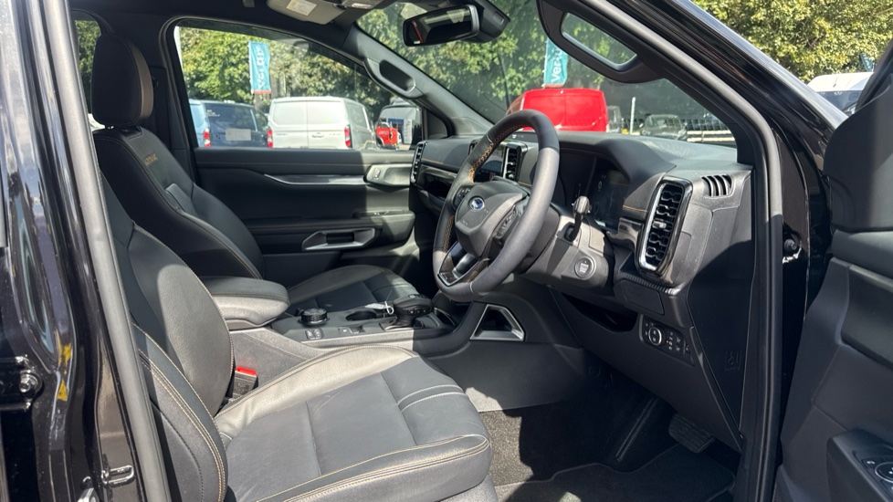 Ford Ranger Petrol Pick Up D/Cab Wildtrak 2.3 EcoBoost PHEV 281 Auto - Image 6