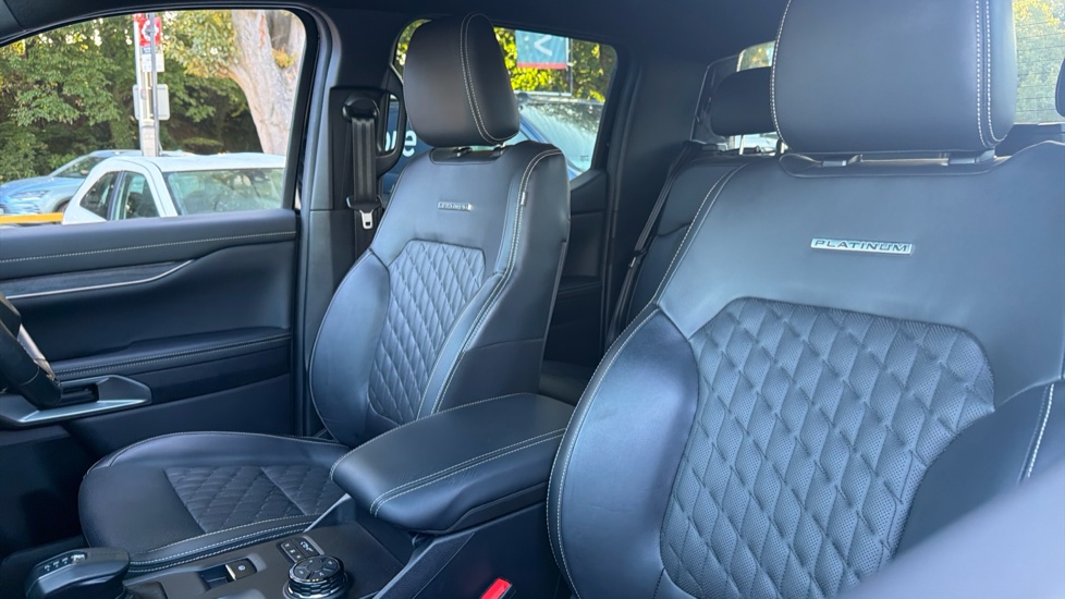 Ford Ranger Diesel Pick Up D/Cab Platinum 3.0 EcoBlue V6 240 Auto - Image 13