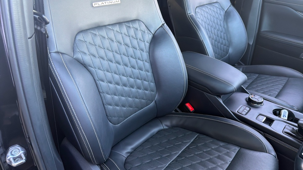 Ford Ranger Diesel Pick Up D/Cab Platinum 3.0 EcoBlue V6 240 Auto - Image 33
