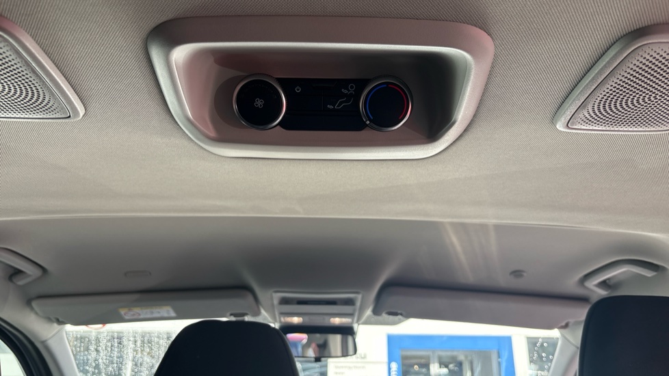 Ford Tourneo Custom 340 L2 Petrol Fwd 2.5 PHEV 232ps H1 Titanium 8 seater Auto - Image 25