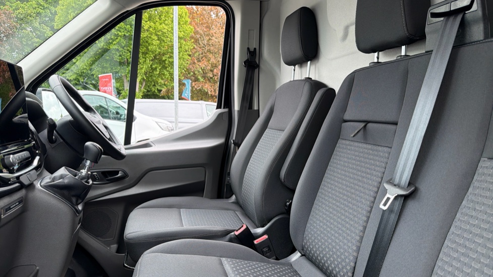 Ford Transit 350 L3 Diesel Fwd 2.0 EcoBlue 165ps H2 Limited Van [Nav] - Image 13