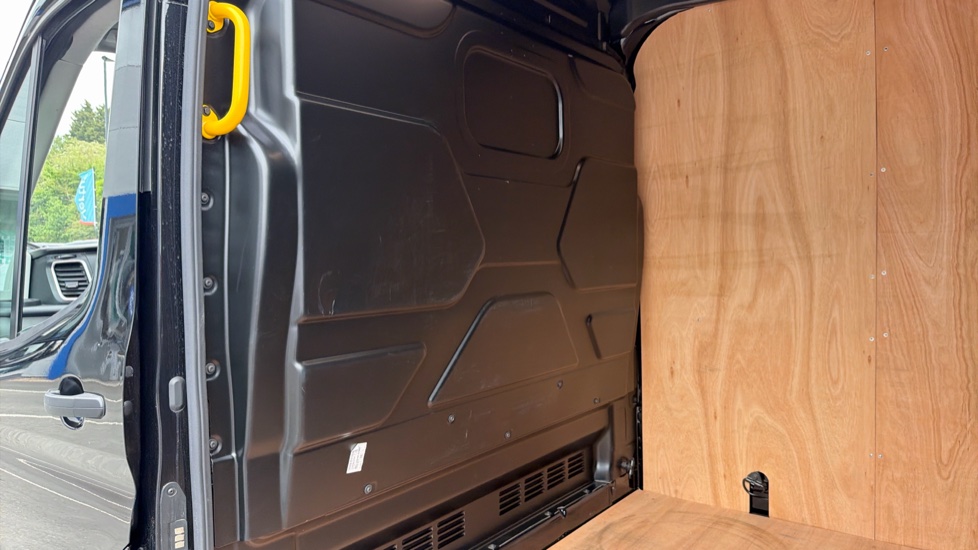 Ford Transit 350 L3 Diesel Fwd 2.0 EcoBlue 165ps H2 Limited Van [Nav] - Image 18