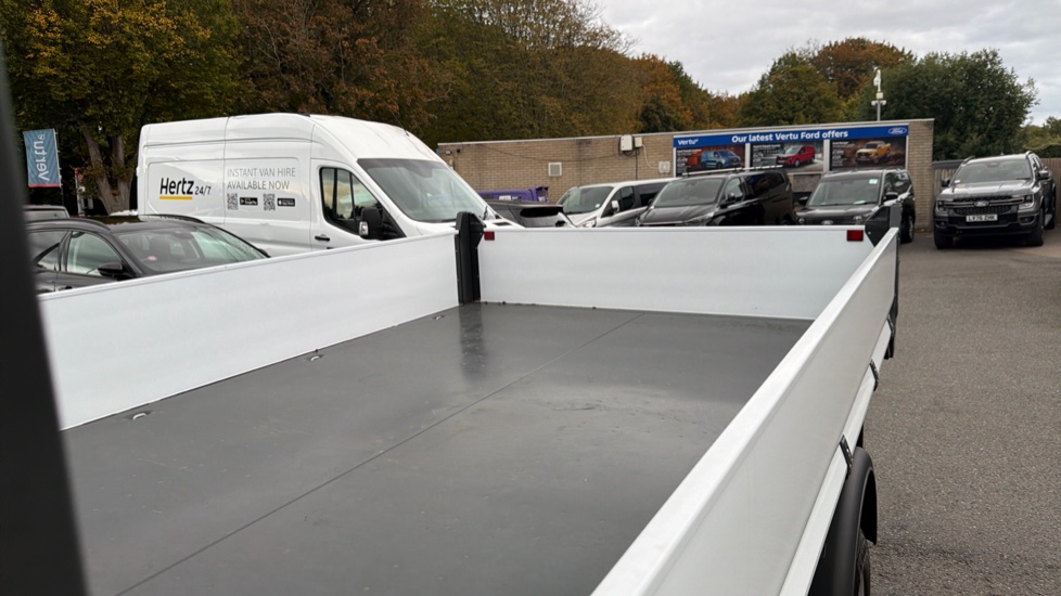 Ford Transit 350 L2 Diesel Rwd 2.0 EcoBlue 165ps Leader Tipper [1 Way] [DAP] - Image 14