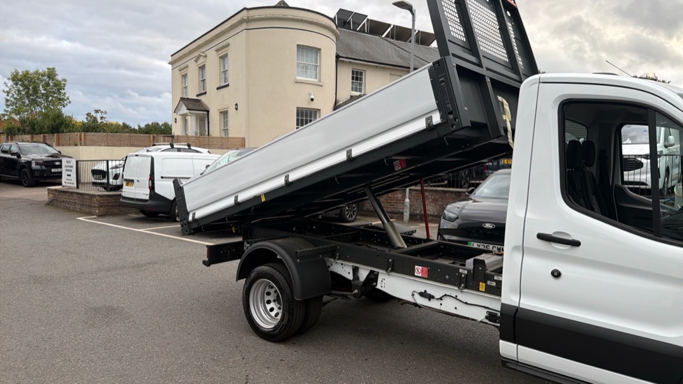 Ford Transit 350 L2 Diesel Rwd 2.0 EcoBlue 165ps Leader Tipper [1 Way] [DAP] - Image 22