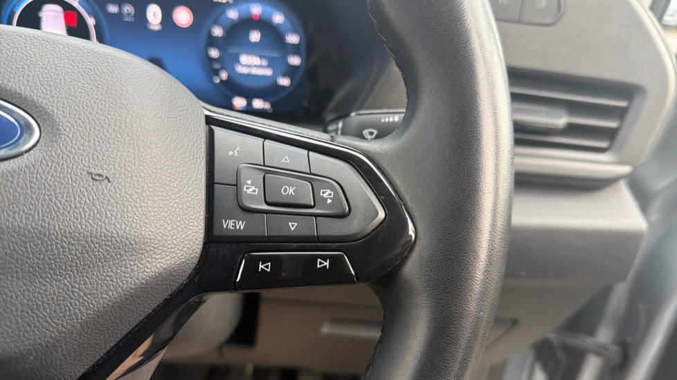 Ford Transit Connect 250 L2 Petrol 1.5 EcoBoost PHEV 150 Trend Van Auto - Image 31