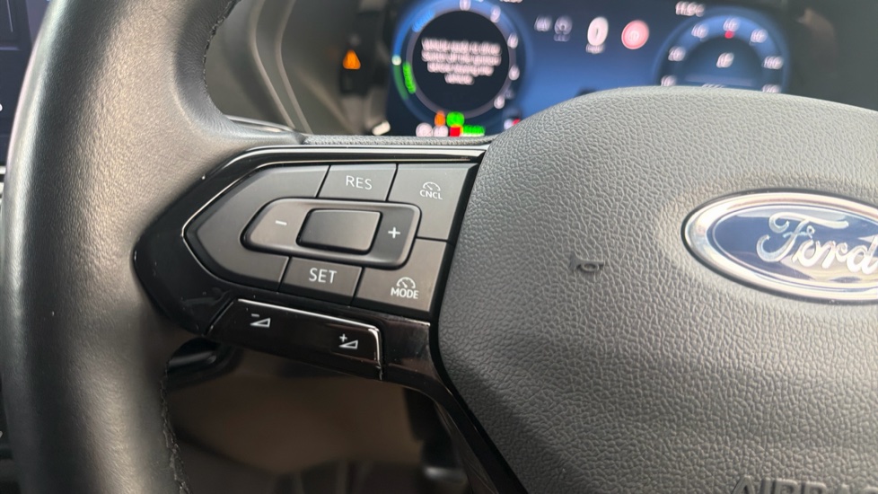 Ford Transit Connect 250 L2 Petrol 1.5 EcoBoost PHEV 150 Trend Van Auto - Image 32