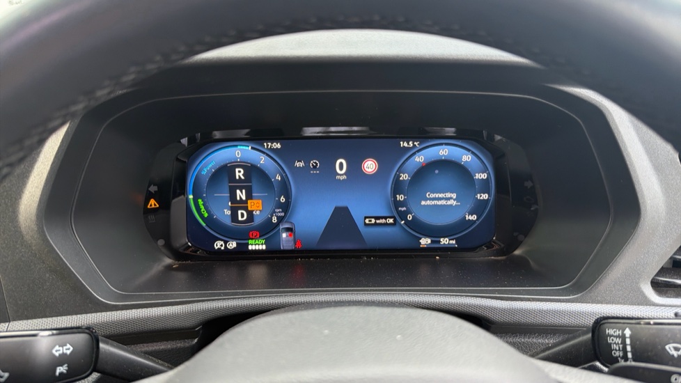 Ford Transit Connect 250 L2 Petrol 1.5 EcoBoost PHEV 150 Trend Van Auto - Image 19