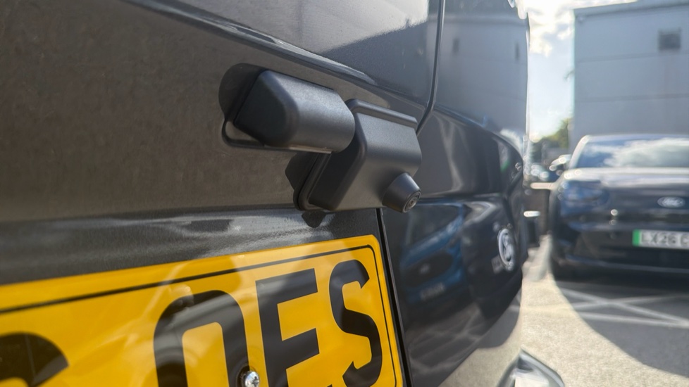 Ford Transit Custom E-320 L1 Rwd 100kW 65kWh H1 Van Limited Auto - Image 22