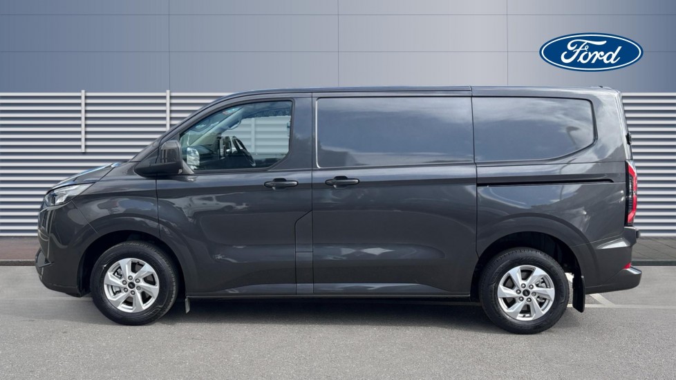 Ford Transit Custom E-320 L1 Rwd 100kW 65kWh H1 Van Limited Auto - Image 4