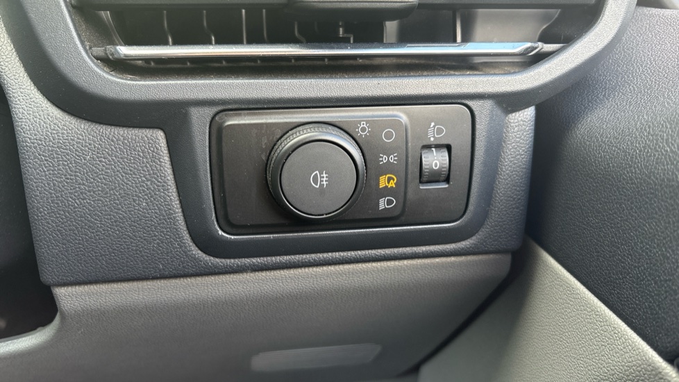 Ford Transit Custom E-320 L1 Rwd 100kW 65kWh H1 Van Limited Auto - Image 21