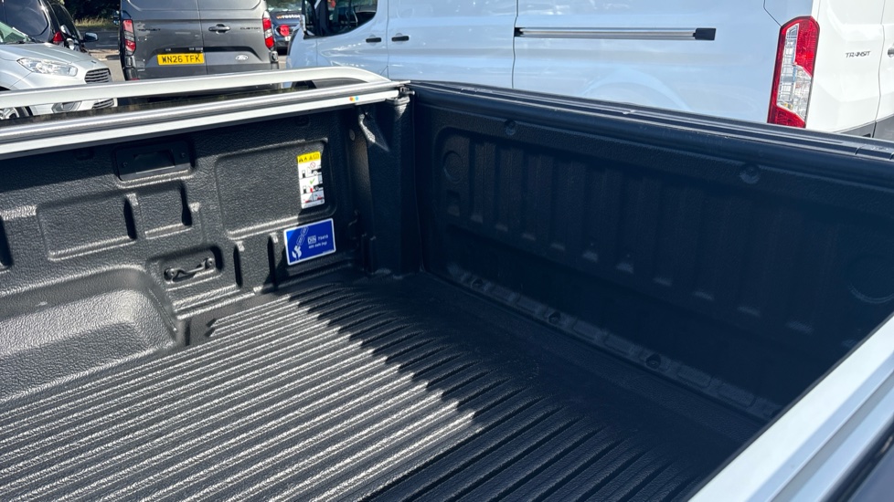 Ford Ranger Petrol Pick Up D/Cab Wildtrak 2.3 EcoBoost PHEV 281 Auto - Image 14