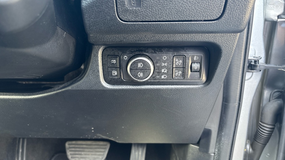 Ford Ranger Petrol Pick Up D/Cab Wildtrak 2.3 EcoBoost PHEV 281 Auto - Image 23