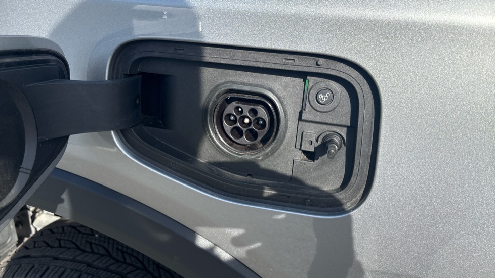 Ford Ranger Petrol Pick Up D/Cab Wildtrak 2.3 EcoBoost PHEV 281 Auto - Image 32