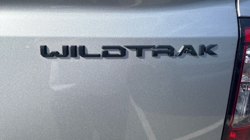 Ford Ranger Petrol Pick Up D/Cab Wildtrak 2.3 EcoBoost PHEV 281 Auto - Image 36