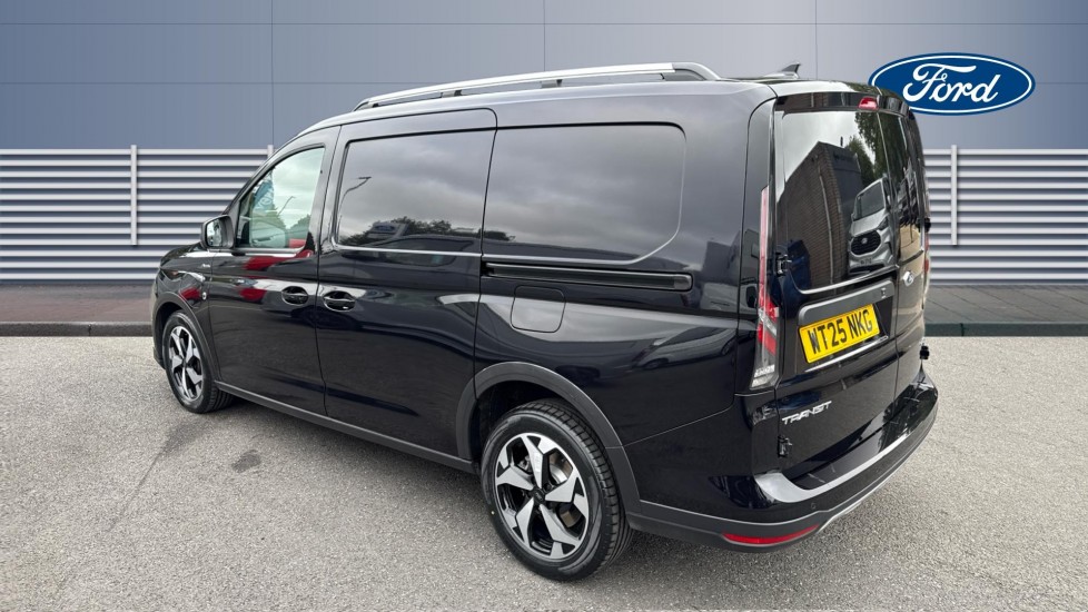Ford Transit Connect 250 L2 Petrol 1.5 EcoBoost PHEV 150 Active FlexCab Van Auto - Image 2