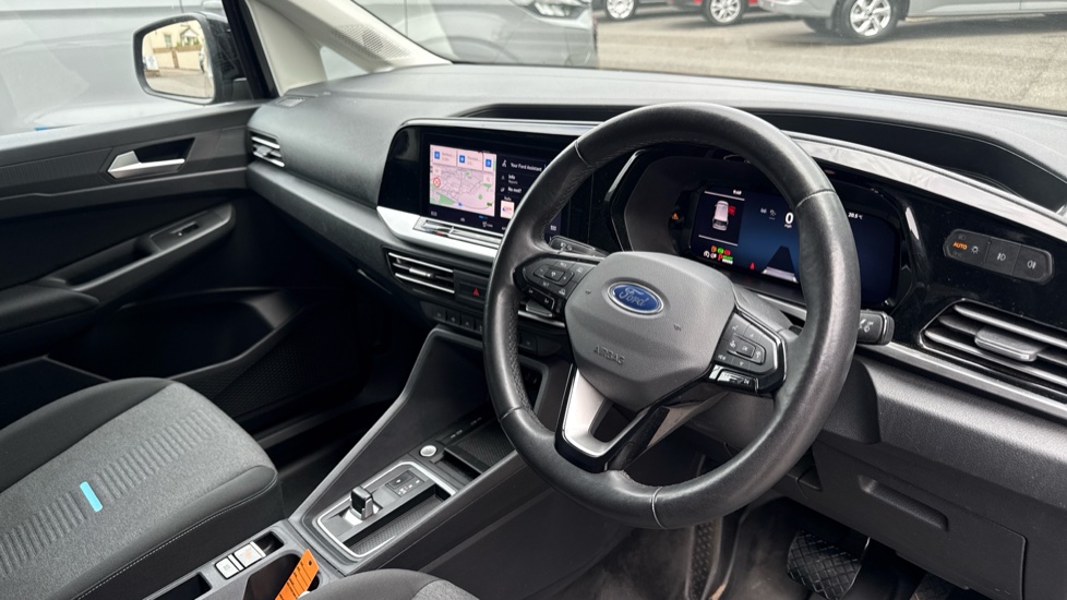Ford Transit Connect 250 L2 Petrol 1.5 EcoBoost PHEV 150 Active FlexCab Van Auto - Image 16
