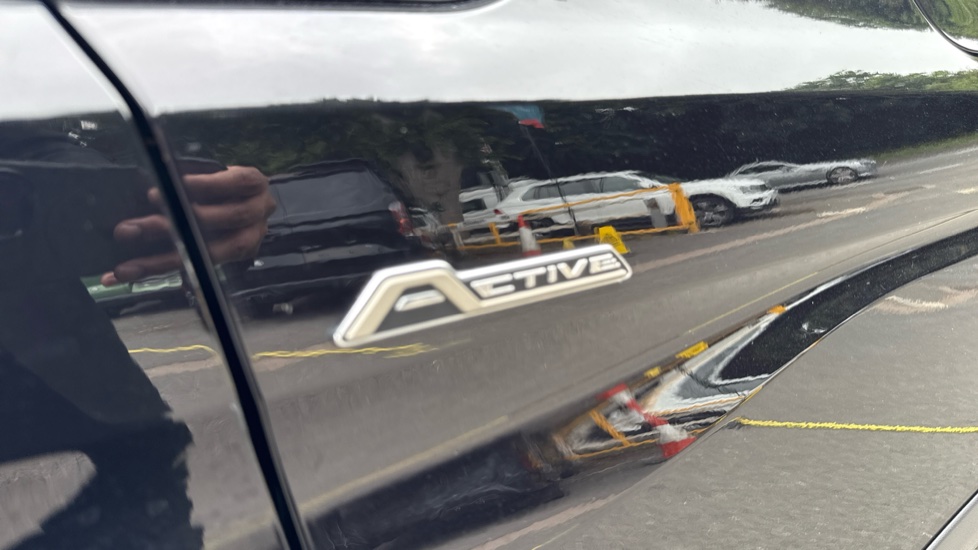 Ford Transit Connect 250 L2 Petrol 1.5 EcoBoost PHEV 150 Active FlexCab Van Auto - Image 24