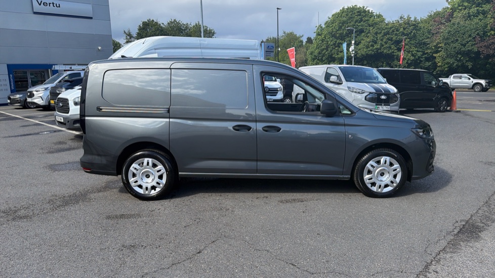 Ford Transit Connect 240 L2 Diesel 2.0 EcoBlue 122ps Trend Van Auto - Image 9