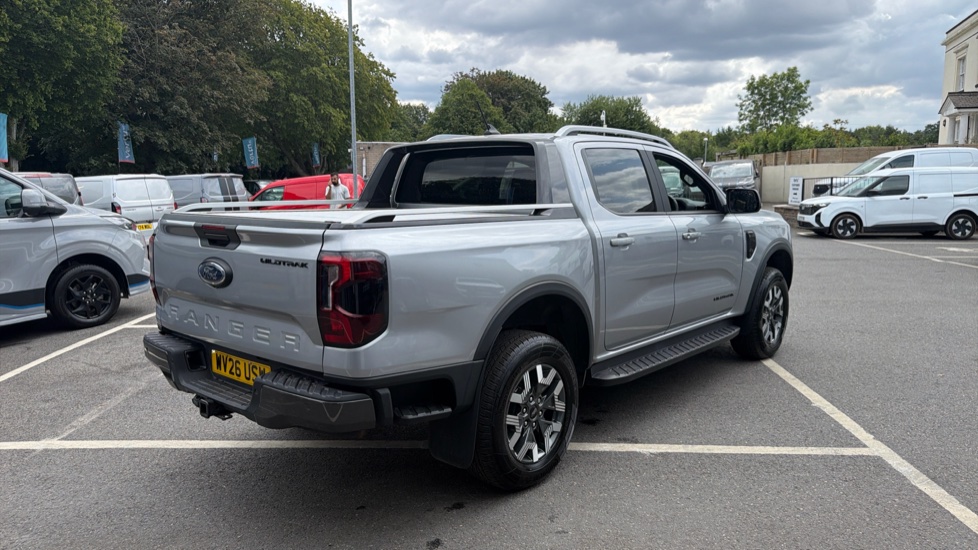 Ford Ranger Petrol Pick Up D/Cab Wildtrak 2.3 EcoBoost PHEV 281 Auto - Image 10