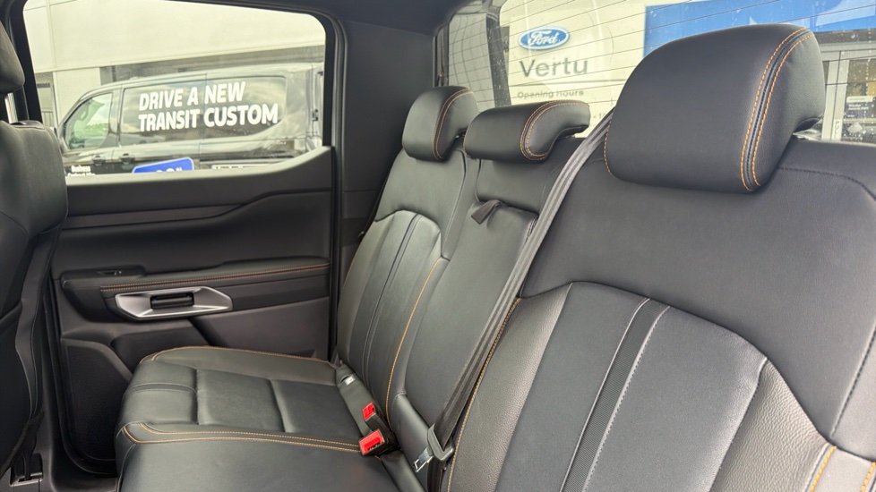 Ford Ranger Petrol Pick Up D/Cab Wildtrak 2.3 EcoBoost PHEV 281 Auto - Image 14