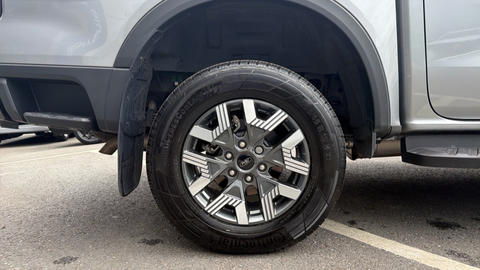 Ford Ranger Petrol Pick Up D/Cab Wildtrak 2.3 EcoBoost PHEV 281 Auto - Image 17