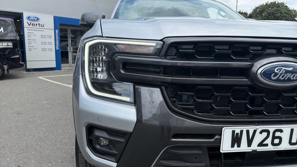 Ford Ranger Petrol Pick Up D/Cab Wildtrak 2.3 EcoBoost PHEV 281 Auto - Image 25