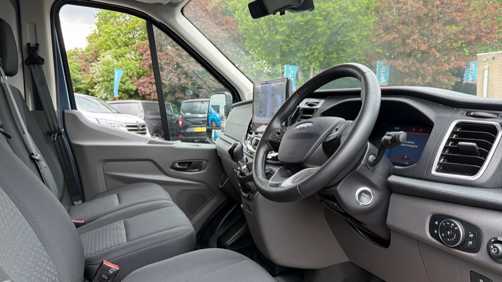 Ford Transit 350 L3 Diesel Fwd 2.0 EcoBlue 165ps H2 Limited Van [Nav] - Image 6