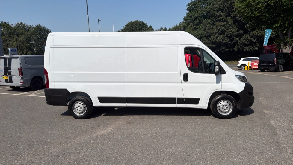 Citroen Relay 35 L3 Diesel 2.2 BlueHDi H2 Van 140ps Enterprise Edition - Image 9