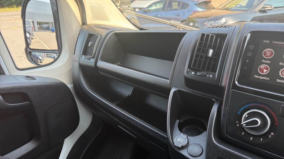 Citroen Relay 35 L3 Diesel 2.2 BlueHDi H2 Van 140ps Enterprise Edition - Image 24