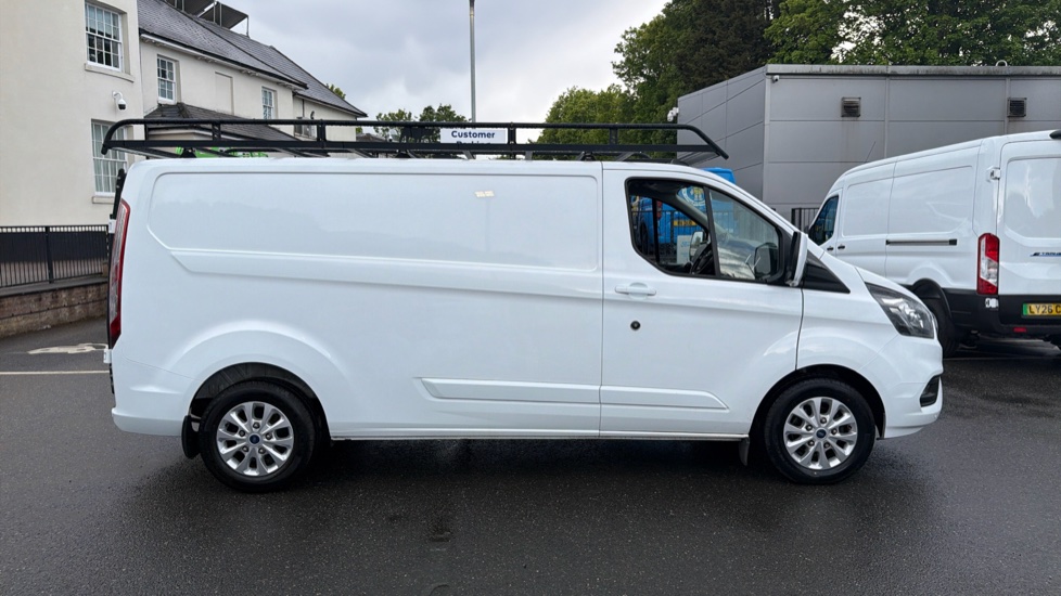 Ford Transit Custom 300 L2 Diesel Fwd 2.0 EcoBlue 130ps Low Roof Limited Van - Image 9