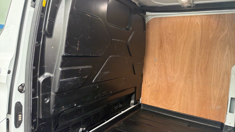 Ford Transit Custom 300 L2 Diesel Fwd 2.0 EcoBlue 130ps Low Roof Limited Van - Image 18