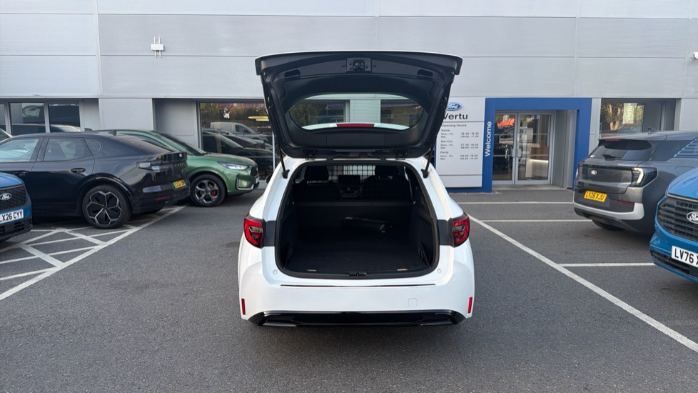 Toyota Corolla Petrol 1.8 VVT-i Hybrid Commercial Auto - Image 3