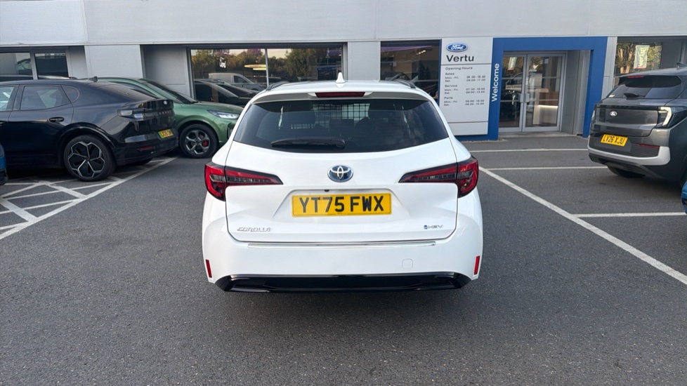 Toyota Corolla Petrol 1.8 VVT-i Hybrid Commercial Auto - Image 11