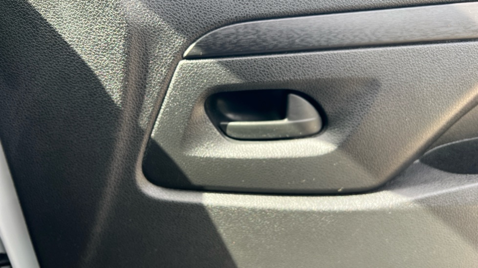 Citroen Dispatch M Diesel 1.5 BlueHDi 120ps Van Enterprise - Image 33