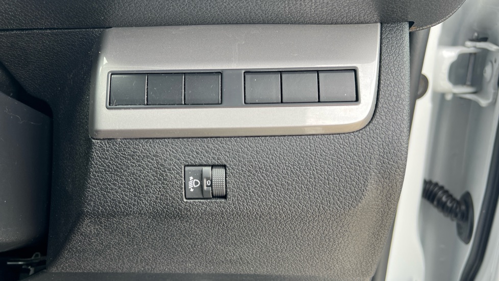 Citroen Dispatch M Diesel 1.5 BlueHDi 120ps Van Enterprise - Image 39
