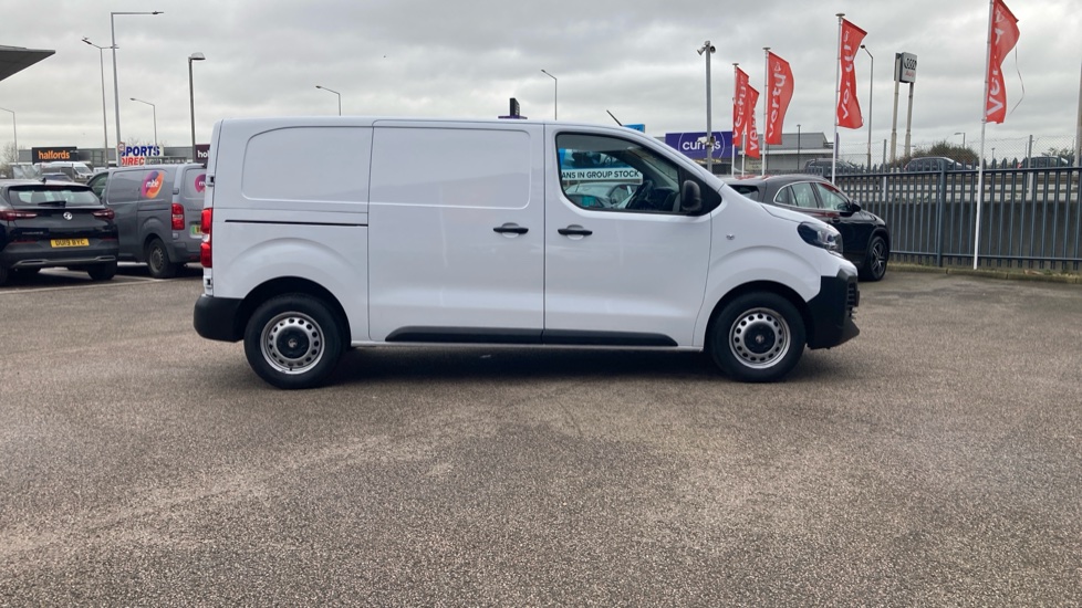 Vauxhall Vivaro L1 Diesel 1.5 Turbo D 120 Prime H1 Van - Image 9