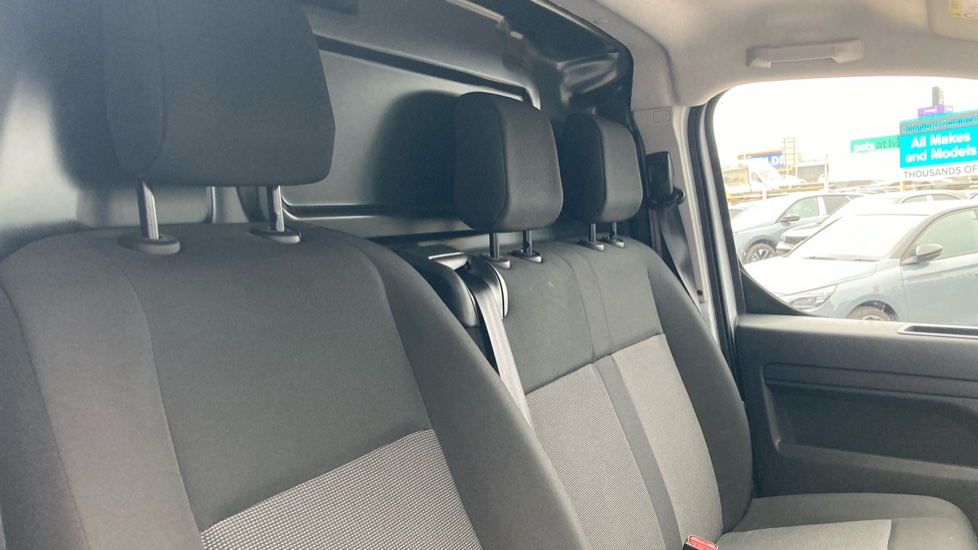 Vauxhall Vivaro L1 Diesel 1.5 Turbo D 120 Prime H1 Van - Image 21