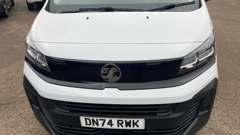 Vauxhall Vivaro L1 Diesel 1.5 Turbo D 120 Prime H1 Van - Image 24