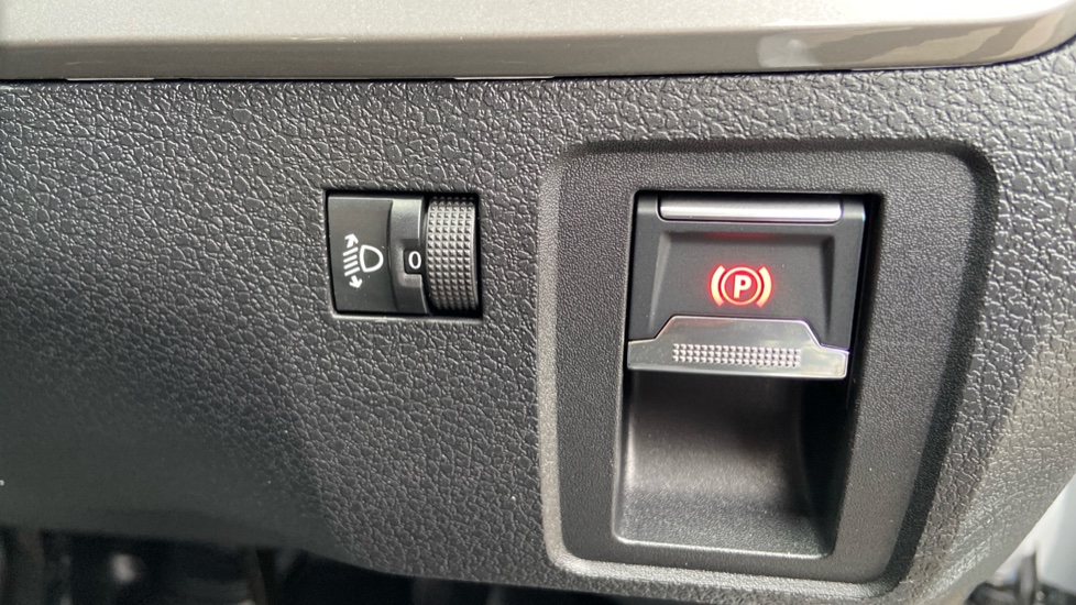Vauxhall Vivaro L1 Diesel 1.5 Turbo D 120 Prime H1 Van - Image 32