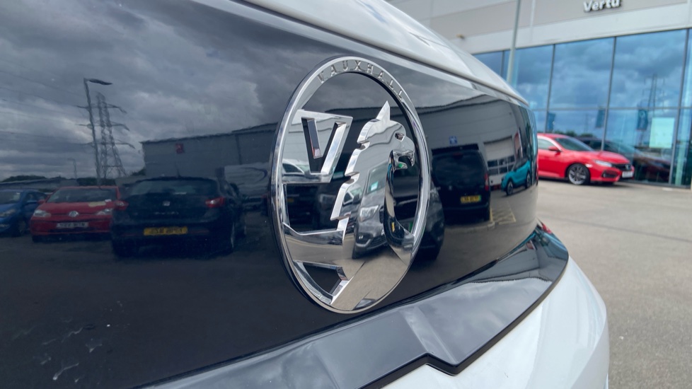 Vauxhall Vivaro L2 Diesel 1.5 Turbo D 120 Pro H1 Van - Image 22