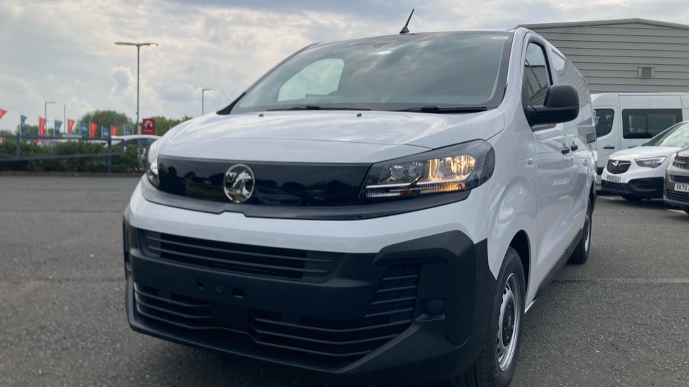 Vauxhall Vivaro L2 Diesel 2.0 Turbo D 145 Prime H1 Van - Image 24