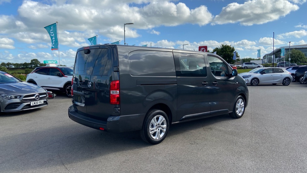 Vauxhall Vivaro L2 Diesel 2.2 Turbo D 150 Pro H1 Double Cab Auto - Image 11