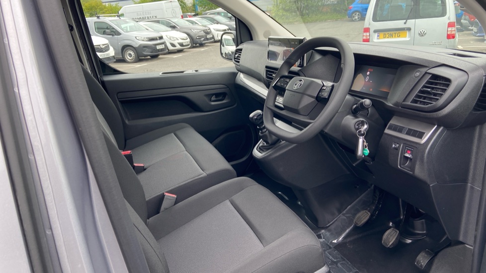 Vauxhall Vivaro L2 Diesel 2.2 Turbo D 150 Prime H1 Van - Image 8