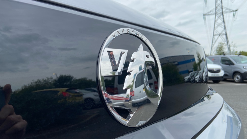 Vauxhall Vivaro L2 Diesel 2.2 Turbo D 150 Prime H1 Van - Image 21