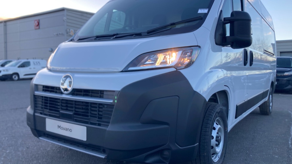 Vauxhall Movano 3500 L3 Diesel Fwd 2.2 Turbo D 140 H2 Van Prime - Image 25