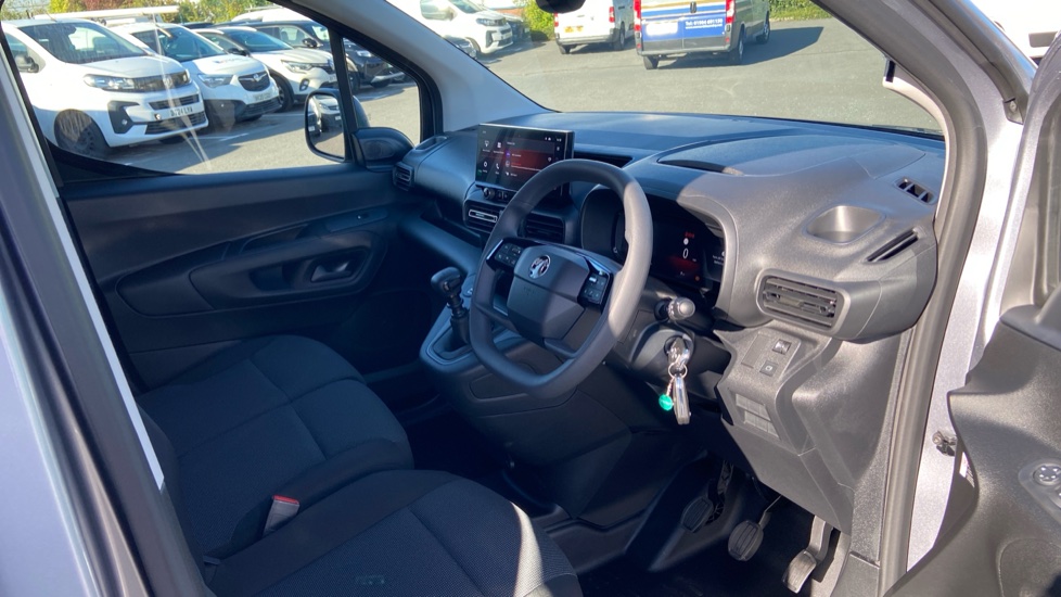 Vauxhall Combo Cargo Combo Xl Diesel 1.5 Turbo D 100ps Prime Plus H1 Van - Image 7