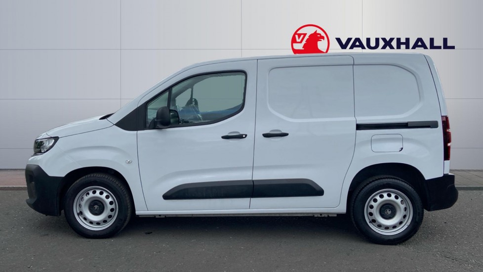 Vauxhall Combo Cargo Combo Diesel 1.5 Turbo D 100ps Prime Plus H1 Van - Image 6