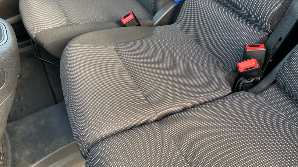 Vauxhall Combo Cargo Combo Diesel 1.5 Turbo D 100ps Prime Plus H1 Van - Image 29