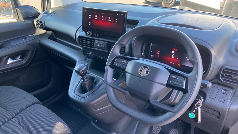 Vauxhall Combo Cargo Combo Diesel 1.5 Turbo D 100ps Prime Plus H1 Van - Image 17