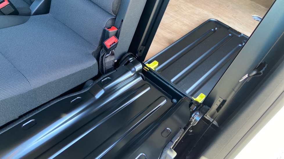 Vauxhall Combo Cargo Combo Diesel 1.5 Turbo D 100ps Prime Plus H1 Van - Image 29